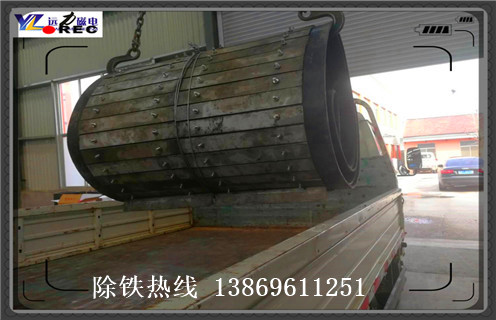 皮帶機(jī)除鐵器，皮帶機(jī)除鐵器安裝圖_皮帶機(jī)除鐵器安裝圖怎么調(diào)整皮帶原因及如何調(diào)_刮板價(jià)格 